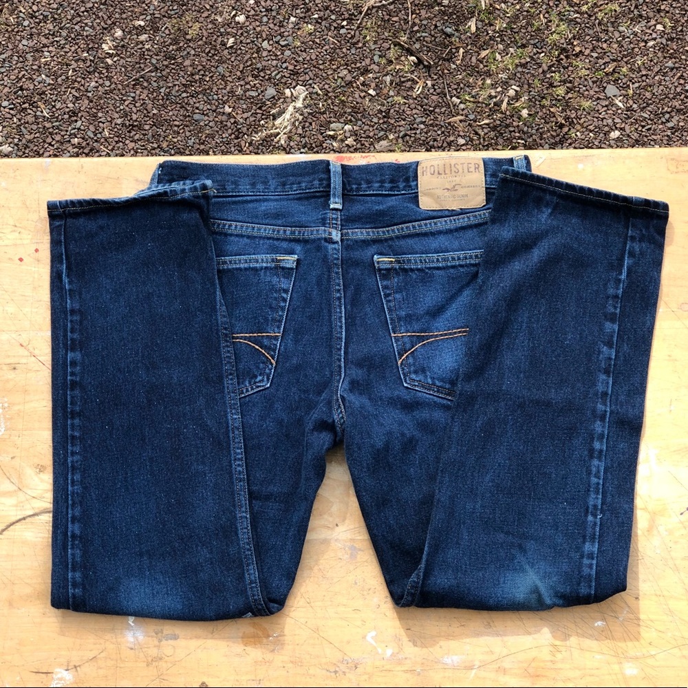 Hollister Slim Straight Jeans 32” x 30”